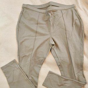 Simply Vera "Vera Wang" Slacks